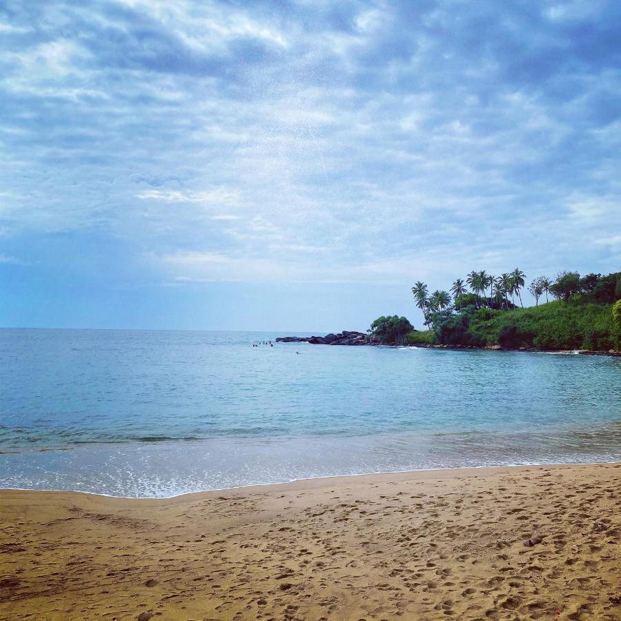 Aga Surf View Hotel Tangalle Exterior foto